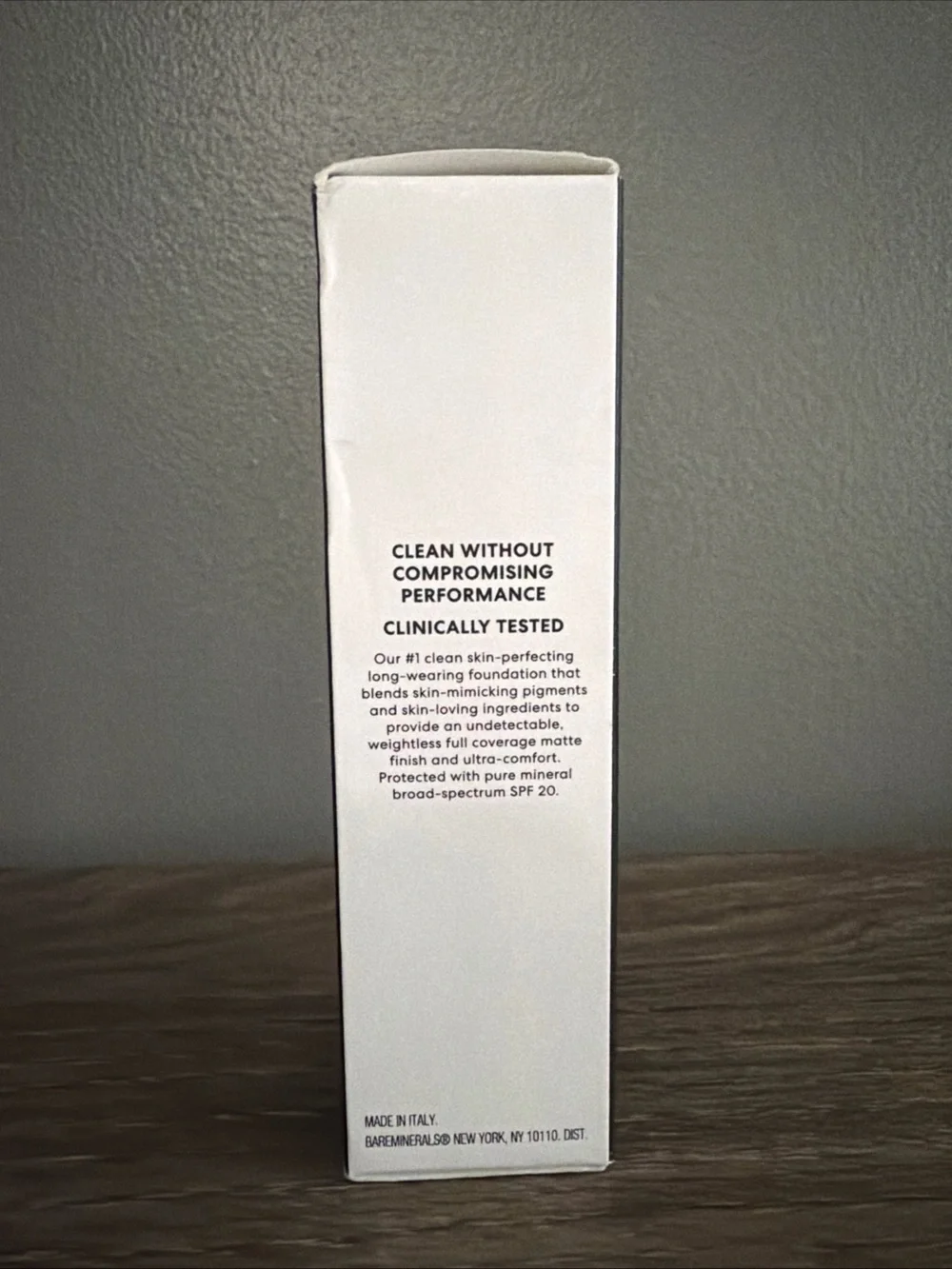 bareMinerals BAREPRO Matte Liquid Foundation Deep Warm 51